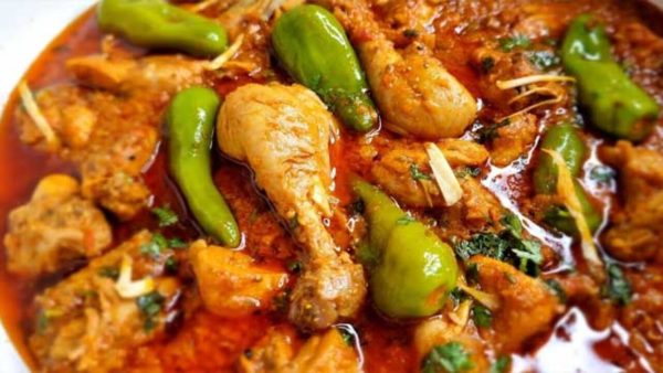চিকেন আচারি